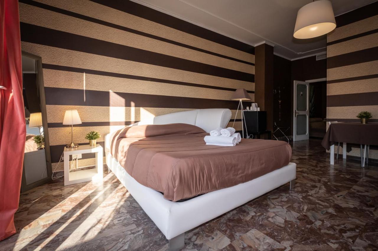 Cconforthotels R&B Semplici Emozioni Μπάρι Εξωτερικό φωτογραφία