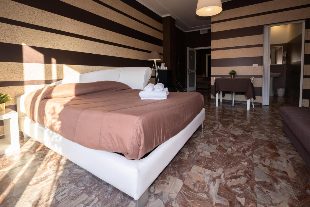 Cconforthotels R&B Semplici Emozioni Μπάρι Εξωτερικό φωτογραφία