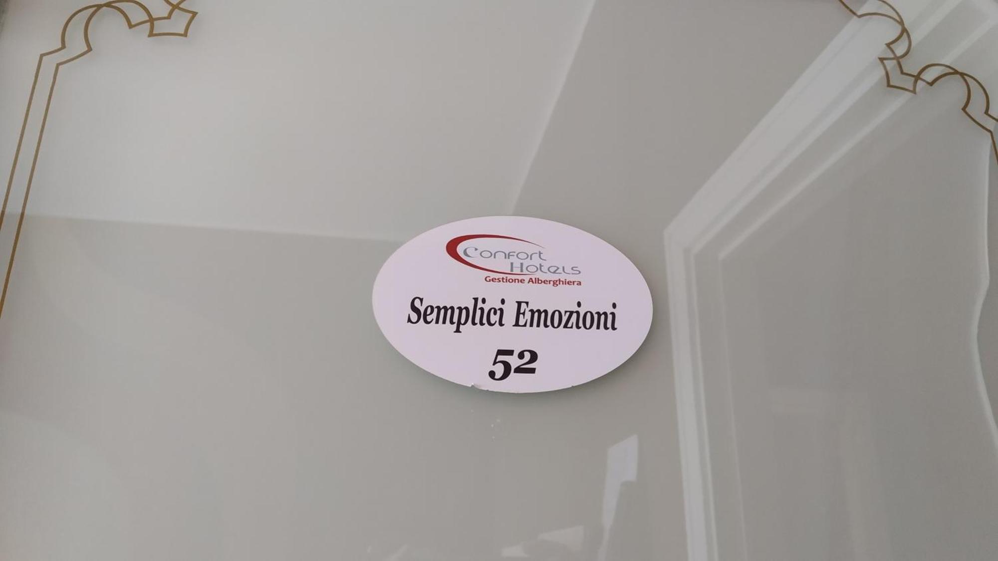 Cconforthotels R&B Semplici Emozioni Μπάρι Εξωτερικό φωτογραφία